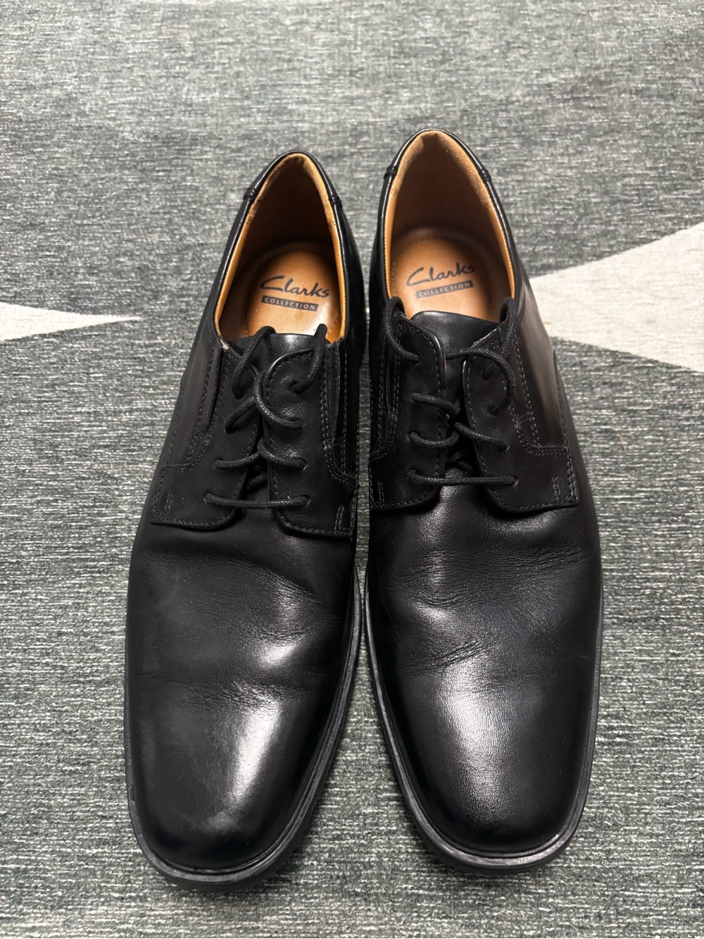 Clarks Black Leather Lace-Up Oxfords